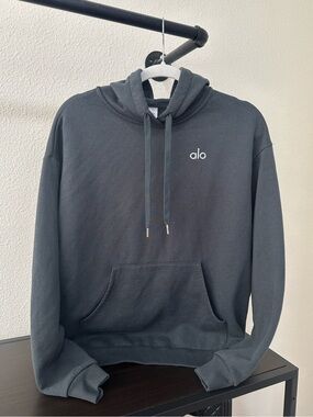 ALO Yoga Accolade Hoodie